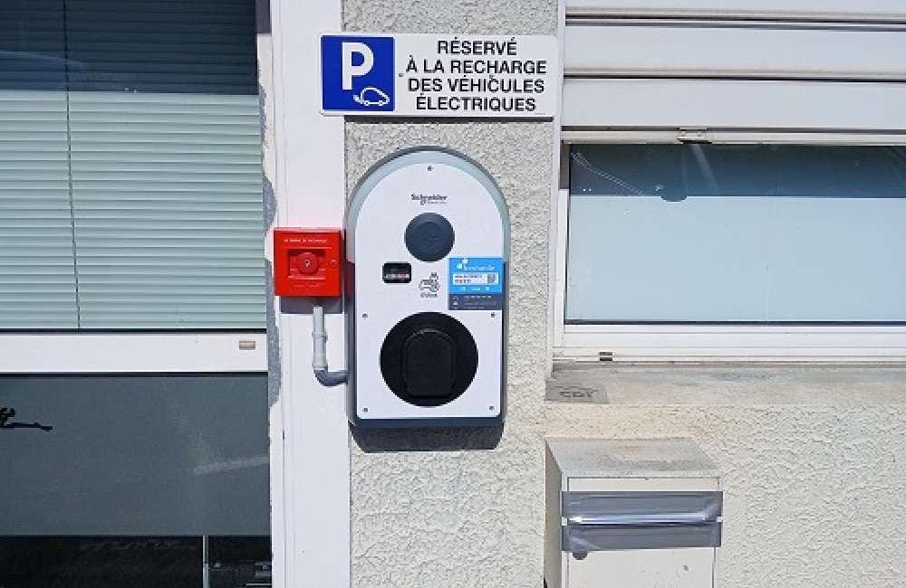 REXEL accélère sa transition énergétique avec 11 points...