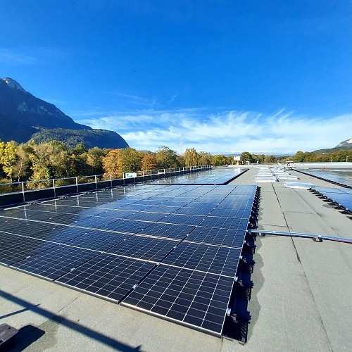 Installation d’une centrale photovoltaïque bifaciale de...